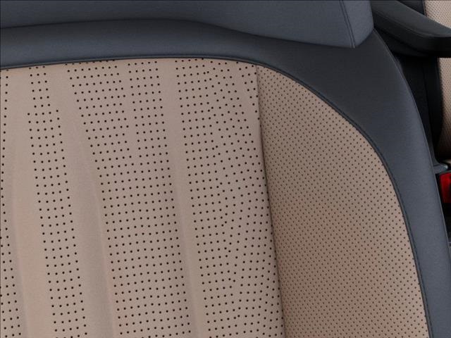 Vehicle image 15 of 27