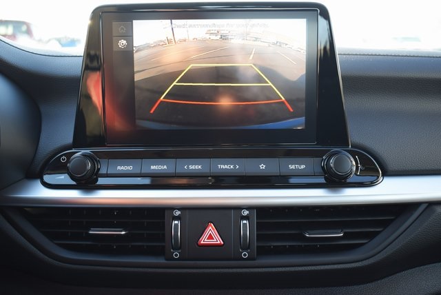 Vehicle image 12 of 18