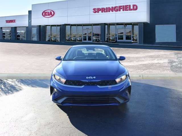 Vehicle image 2 of 18
