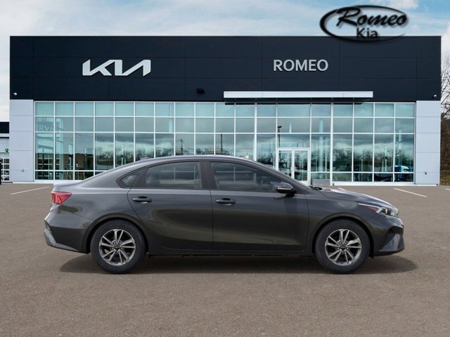 Vehicle image 5 of 27