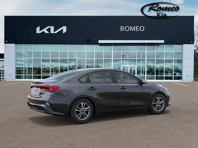Vehicle image 6 of 27