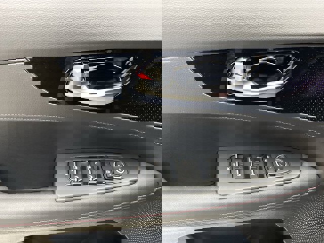 Vehicle image 12 of 27