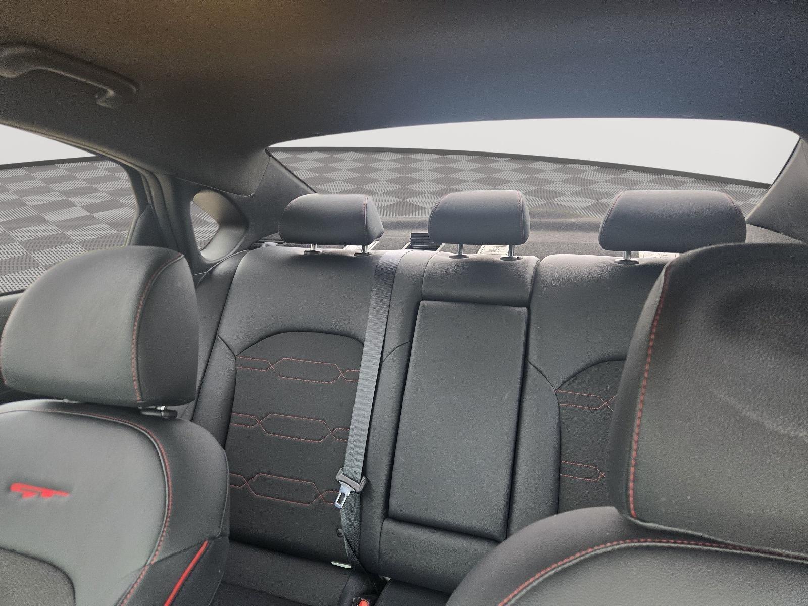 Vehicle image 11 of 23