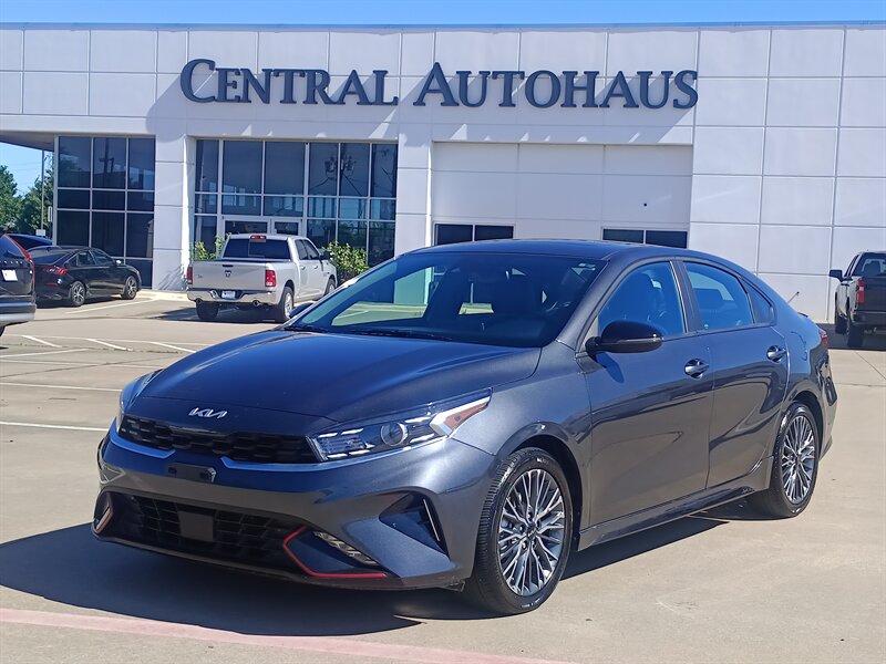Vehicle image 1 of 32
