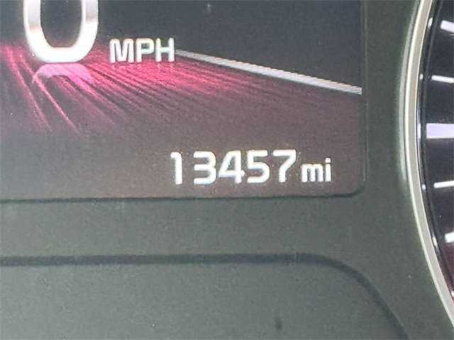 Vehicle image 45 of 47