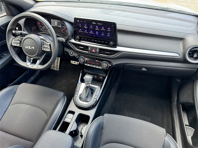 Vehicle image 36 of 47