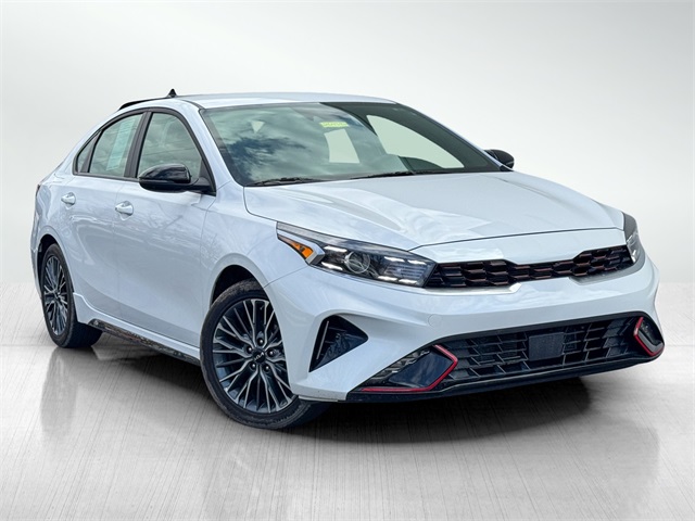Vehicle image 6 of 47