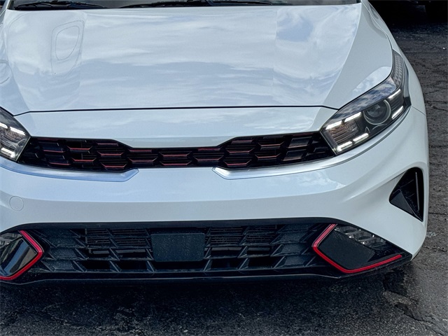 Vehicle image 11 of 47