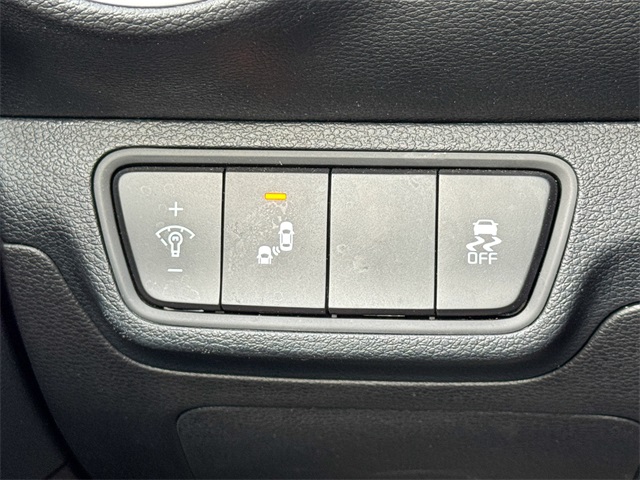 Vehicle image 39 of 47
