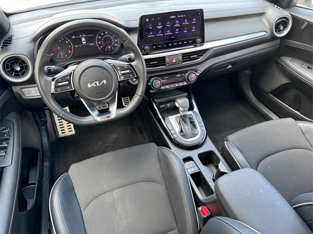 Vehicle image 35 of 47