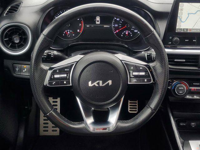 Vehicle image 23 of 30