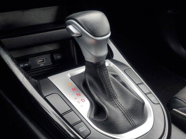 Vehicle image 21 of 30