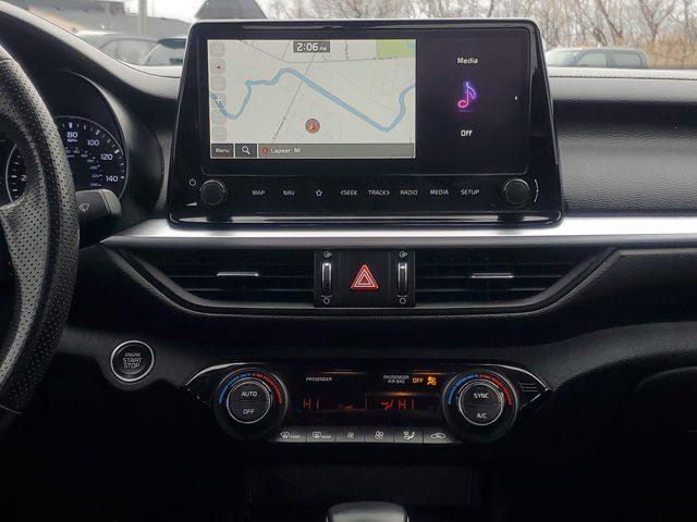 Vehicle image 24 of 30