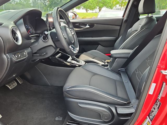 Vehicle image 23 of 43