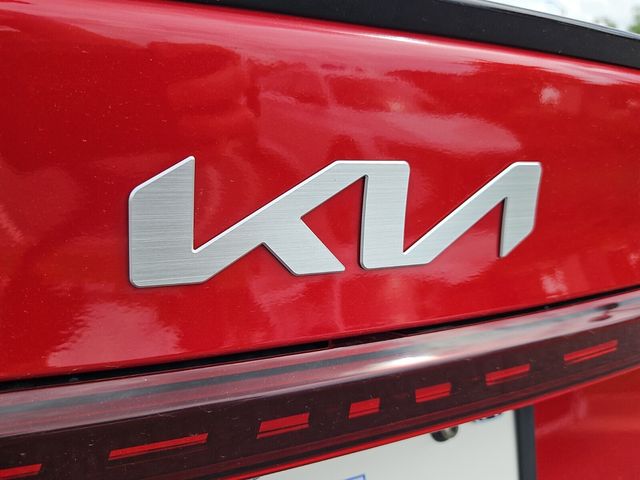 Vehicle image 41 of 43