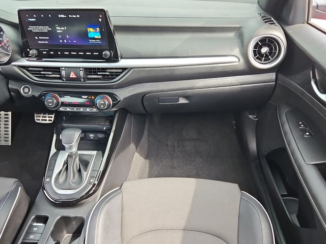 Vehicle image 19 of 43