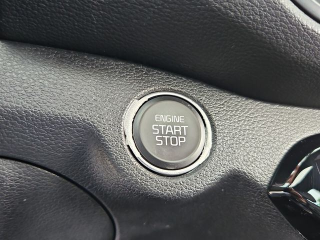 Vehicle image 29 of 43
