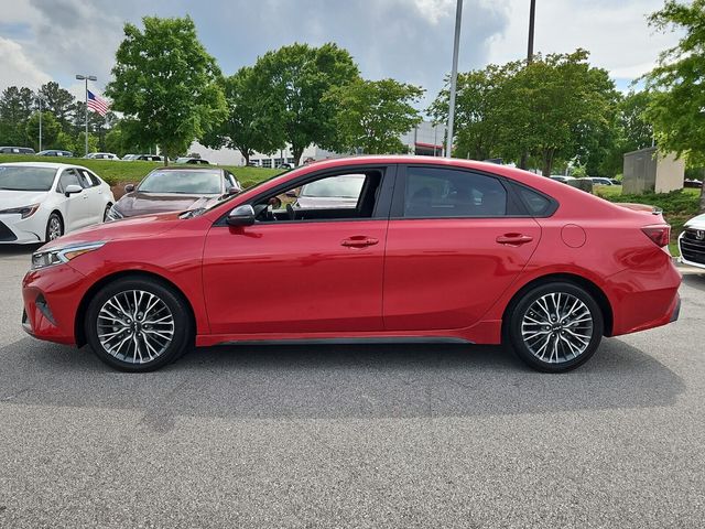 Vehicle image 8 of 43
