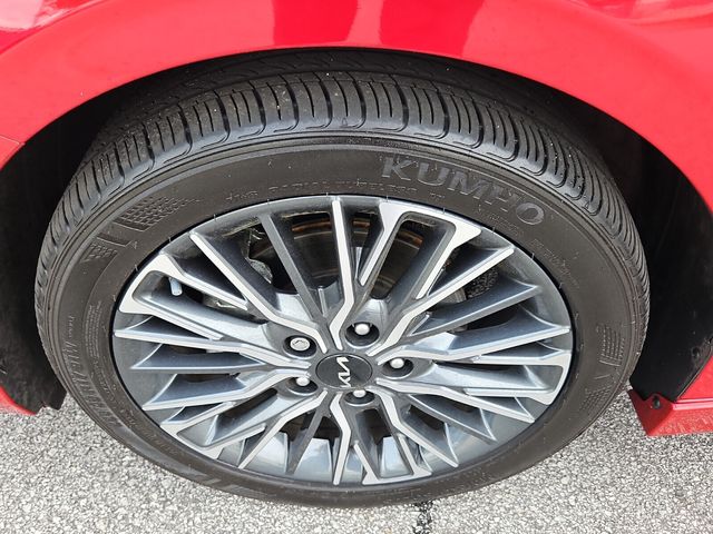 Vehicle image 38 of 43