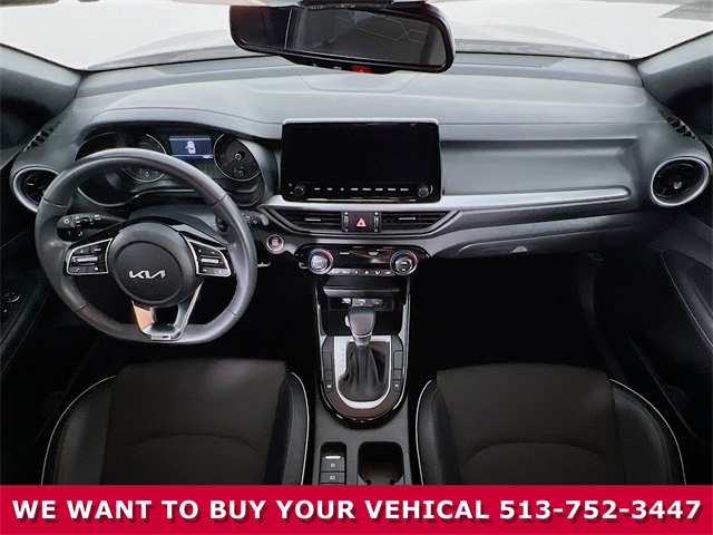 Vehicle image 23 of 33