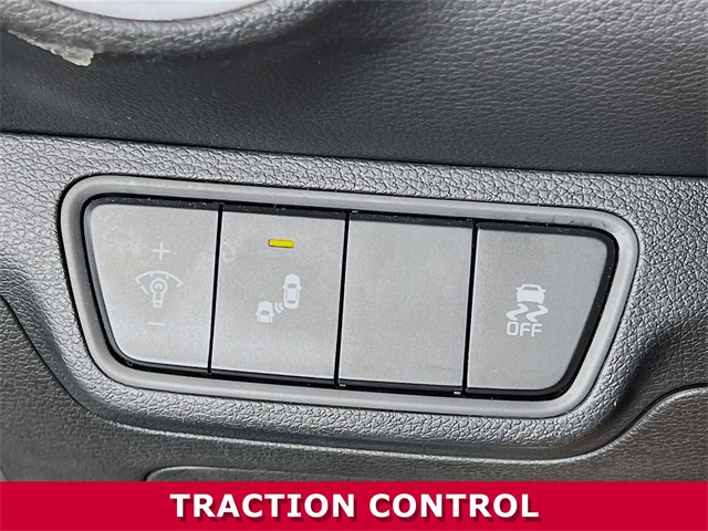Vehicle image 18 of 33