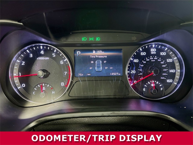 Vehicle image 21 of 33