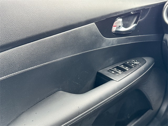 Vehicle image 34 of 49
