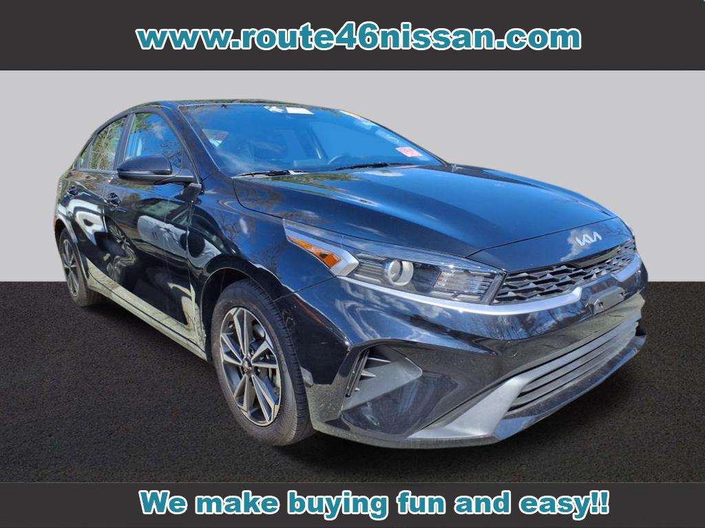 Vehicle image 2 of 16