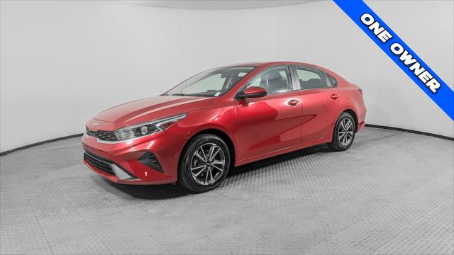 2024 Kia Forte LXS Image 1 of 33