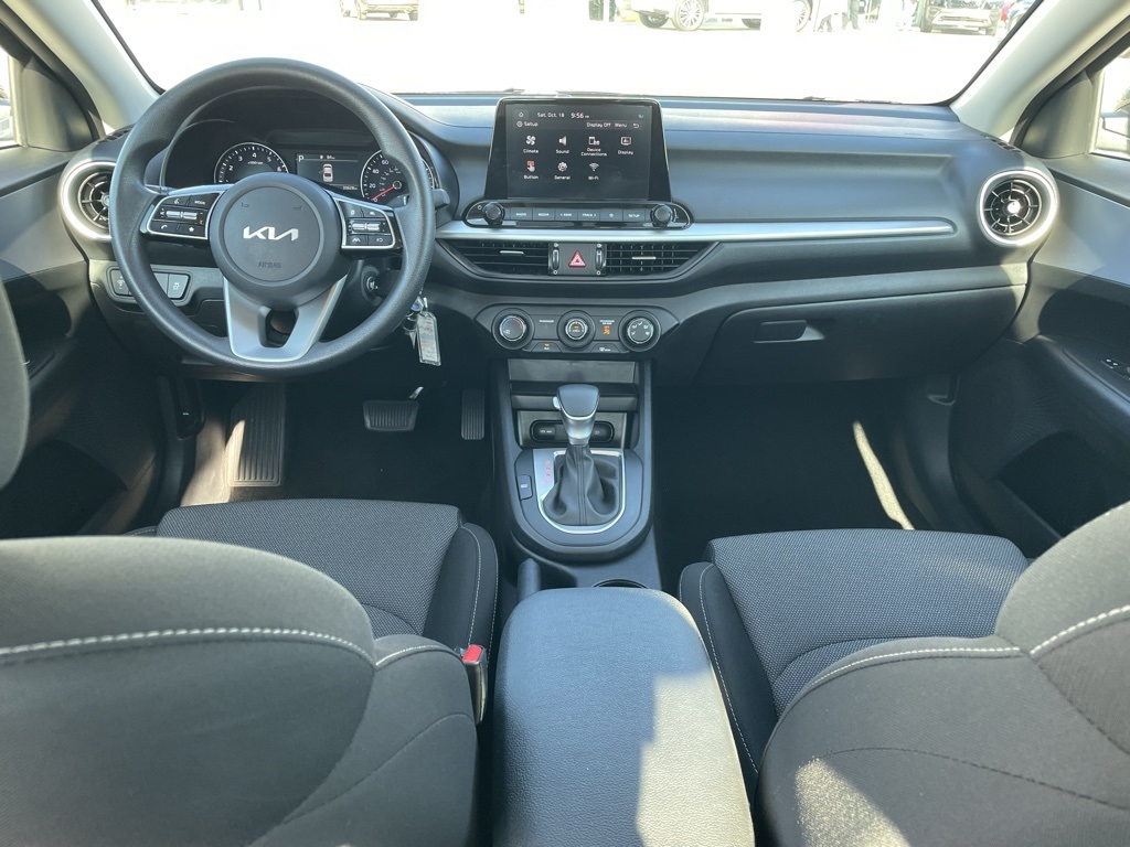 2024 Kia Forte LXS Image 11 of 20