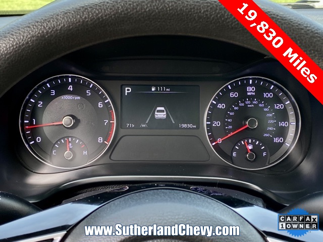Vehicle image 22 of 40