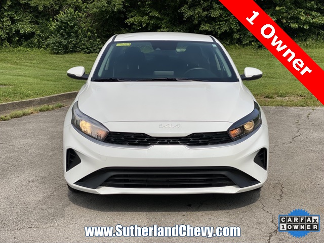 Vehicle image 2 of 40