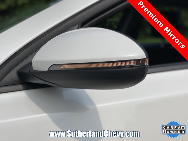 Vehicle image 12 of 40