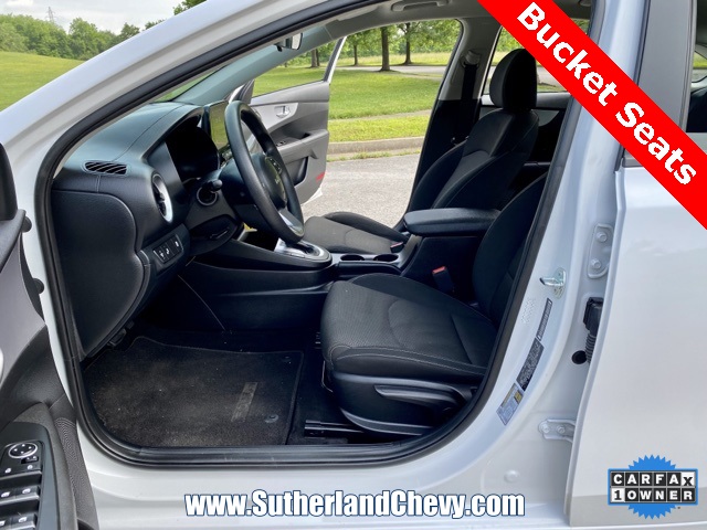 Vehicle image 15 of 40