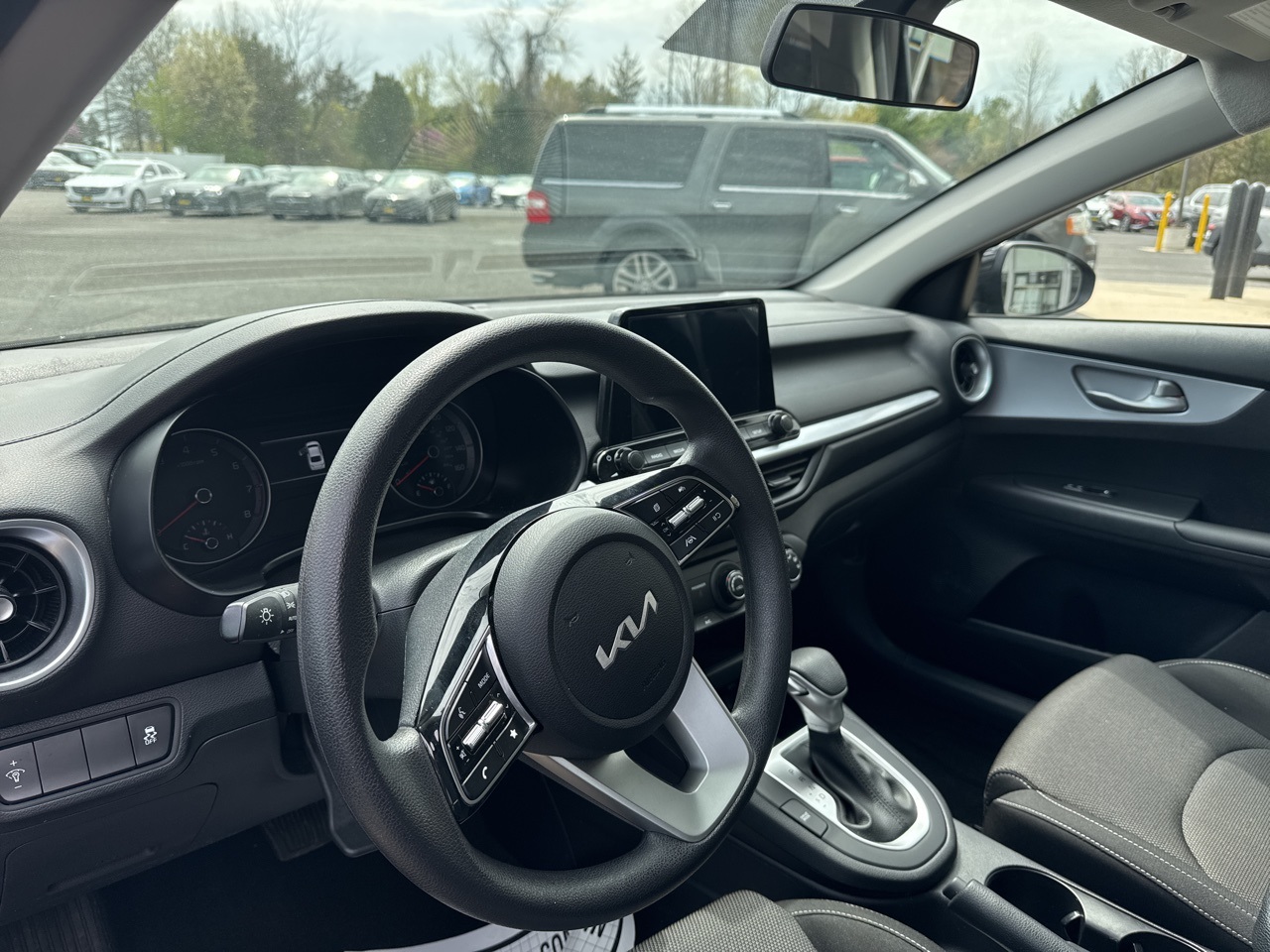 Vehicle image 7 of 13