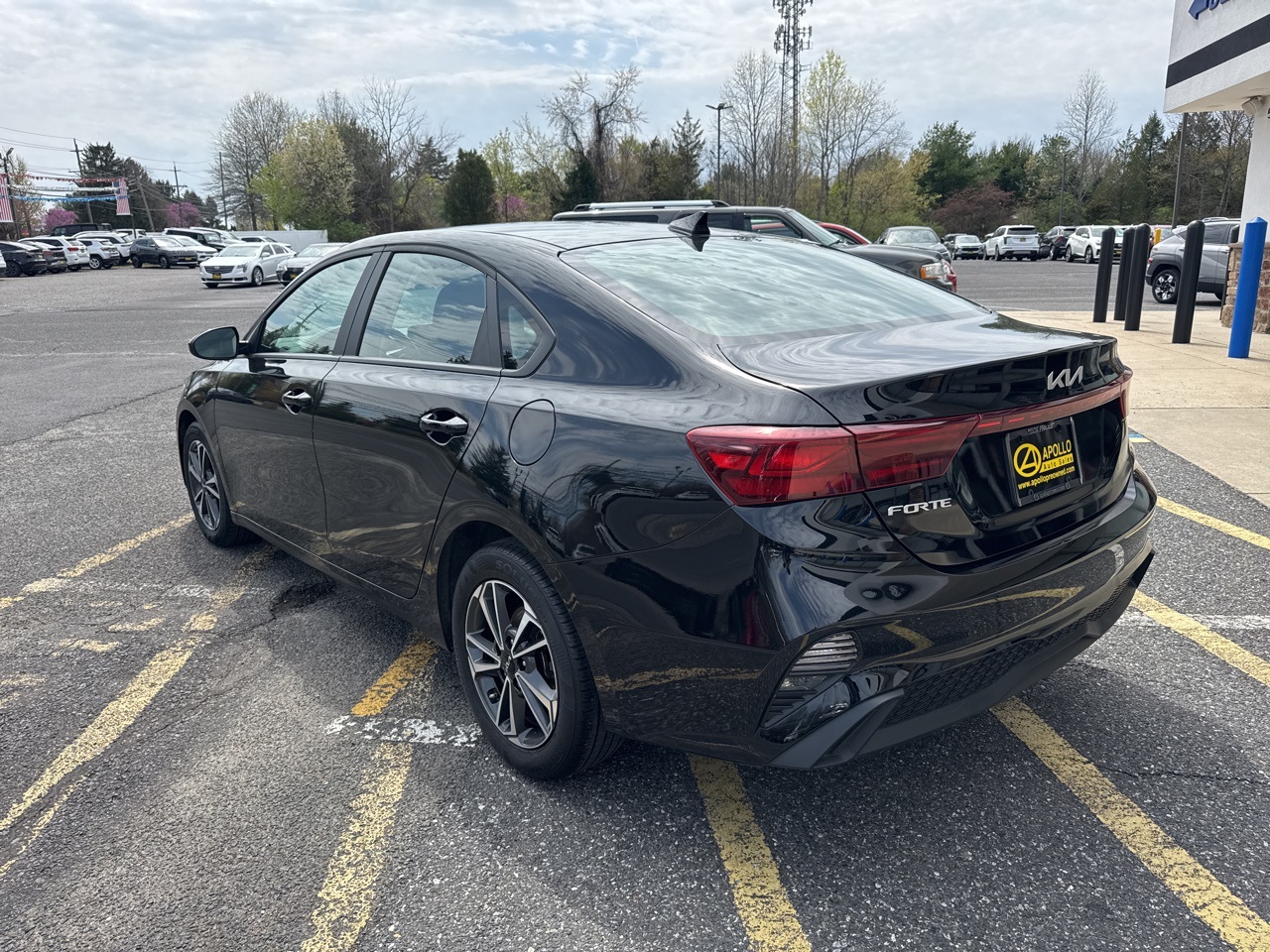 Vehicle image 4 of 13