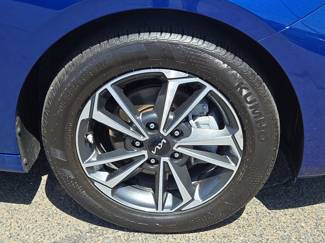 Vehicle image 9 of 30