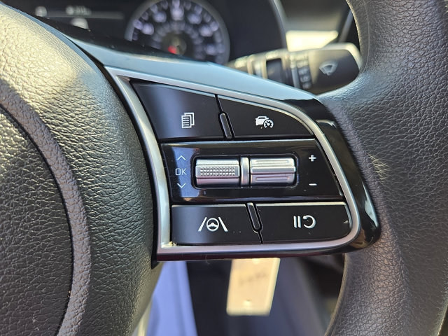 Vehicle image 21 of 30
