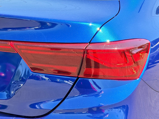 Vehicle image 24 of 30