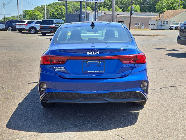 Vehicle image 6 of 30