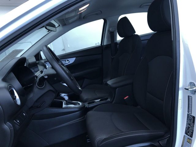 Vehicle image 20 of 35