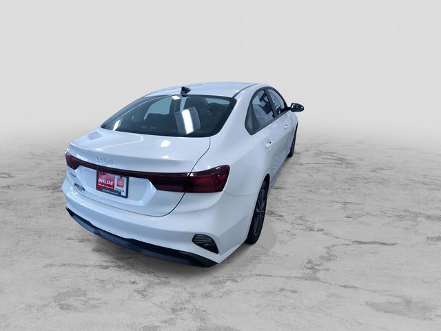Vehicle image 9 of 35