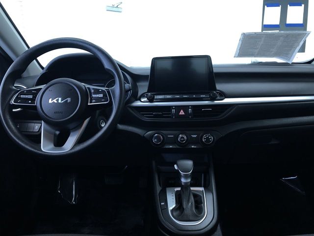 Vehicle image 19 of 35