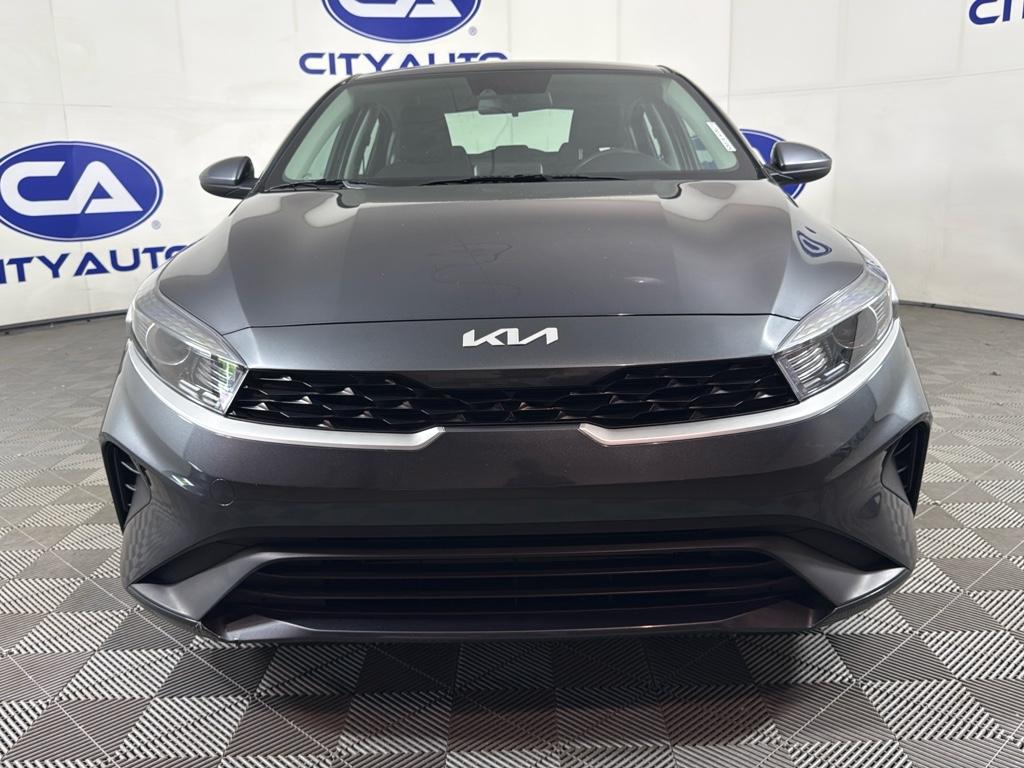 Vehicle image 2 of 28