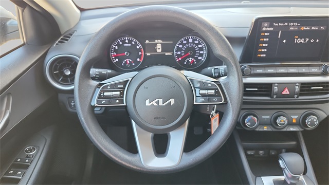 2024 Kia Forte LXS Image 29 of 34