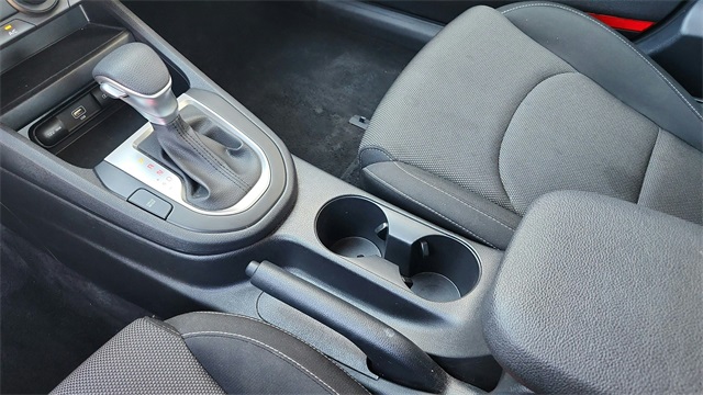2024 Kia Forte LXS Image 21 of 34
