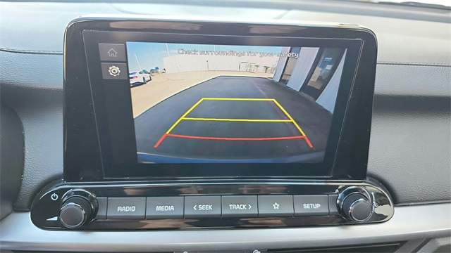 2024 Kia Forte LXS Image 19 of 34