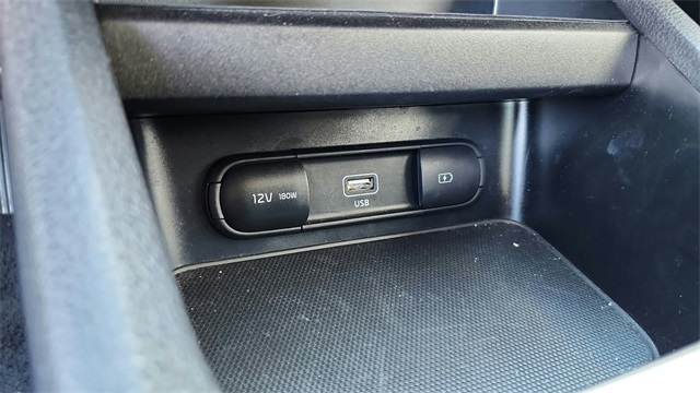 2024 Kia Forte LXS Image 26 of 34