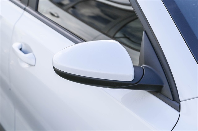 2024 Kia Forte LXS Image 12 of 12