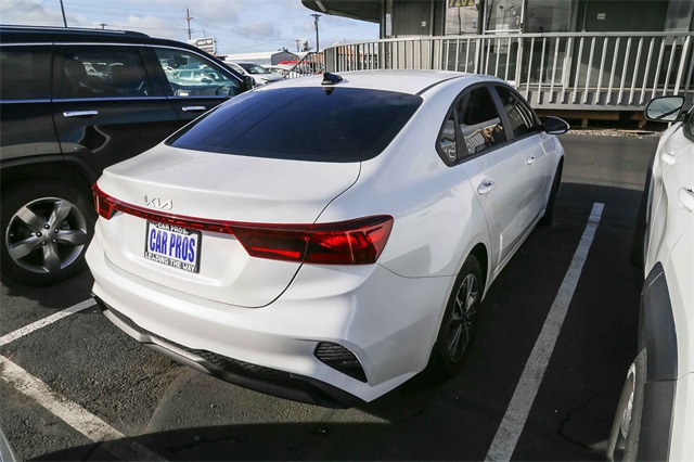 2024 Kia Forte LXS Image 5 of 12